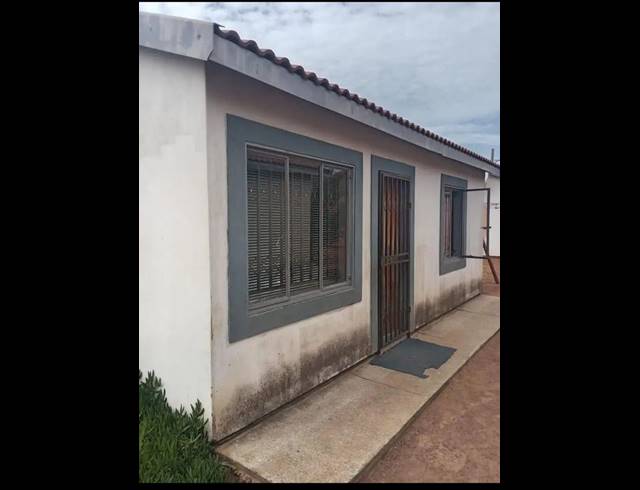 2 BEDROOM HOUSE FOR SALE IN KATLEHONG SOUTH